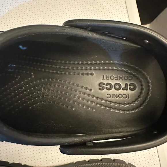 CLOSET CLOSING Classic Mega Crush Clog in Black - Picture 7 of 10